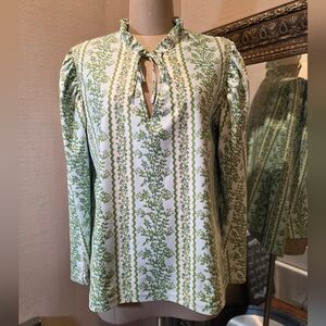 SMITH & QUINN Green/White Floral Long Sleeve Blouse. Sz MED. EUC!